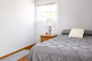 33 Brilner Dr, Smithtown, NY 11787 - Photo 15