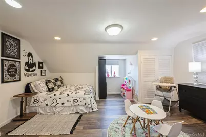 3881 Miller Place, Levittown, NY 11756 - Photo 23