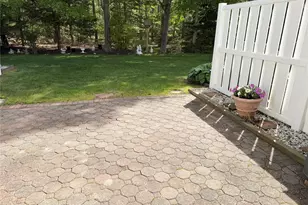 251 Barn Swallow Ct, Manorville, NY 11949 - Photo 19