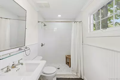 24 Baycrest Avenue, Westhampton, NY 11977 - Photo 17