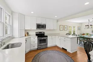 24 Baycrest Ave, Westhampton, NY 11977 - Photo 7
