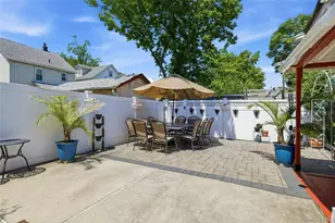 48-38 207th St, Oakland Gardens, NY 11364 - Photo 27