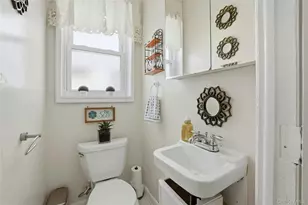48-38 207th St, Oakland Gardens, NY 11364 - Photo 11