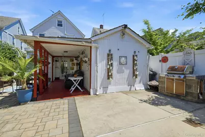 4838 207th Street, Oakland Gardens, NY 11364 - Photo 29