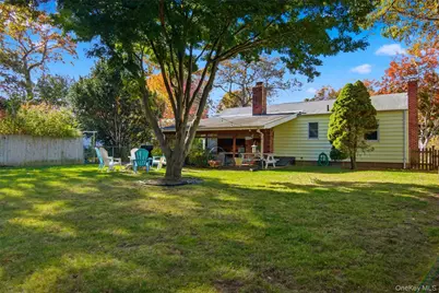 45 Chester Street, East Northport, NY 11731 - Photo 15
