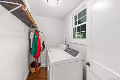 104 Elm Street, Sayville, NY 11782 - Photo 17