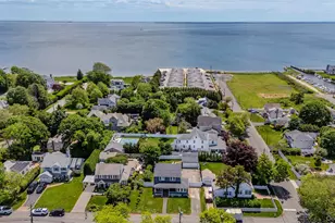 104 Elm St, Sayville, NY 11782 - Photo 31