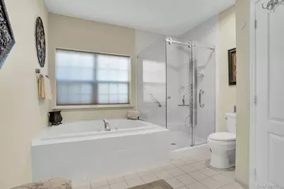 9 Windwatch Drive, Hauppauge, NY 11788 - Photo 37