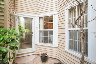 9 Windwatch Dr, Hauppauge, NY 11788 - Photo 5
