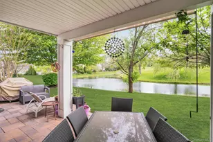 9 Windwatch Dr, Hauppauge, NY 11788 - Photo 43