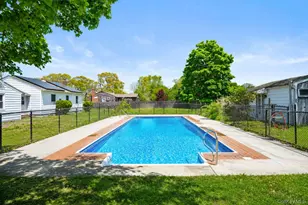 115 Chapel Ave, Patchogue, NY 11772 - Photo 25