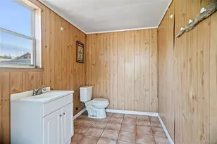 115 Chapel Ave, Patchogue, NY 11772 - Photo 27