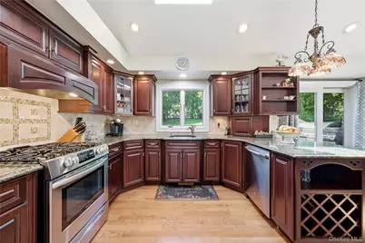 6 Paula Street, East Northport, NY 11731 - Photo 3