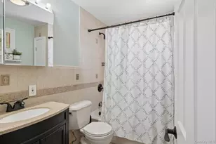 2738 Miller Ave, Oceanside, NY 11572 - Photo 9