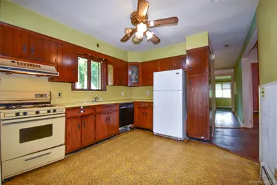 82 Cherry Road, Rocky Point, NY 11778 - Photo 13