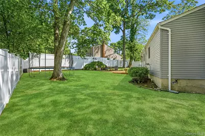 4 Olive Court, Farmingville, NY 11738 - Photo 35