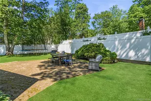 4 Olive Ct, Farmingville, NY 11738 - Photo 33