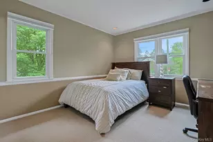 305 Stratton Rd, New Rochelle, NY 10804 - Photo 23