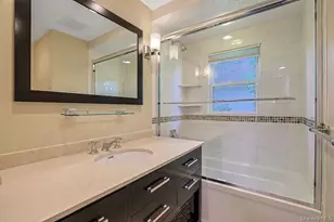 305 Stratton Rd, New Rochelle, NY 10804 - Photo 19