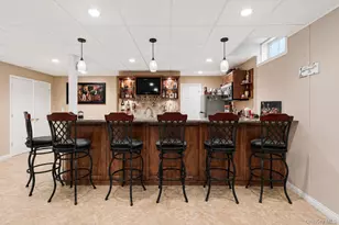 73 Redan Dr, Smithtown, NY 11787 - Photo 29