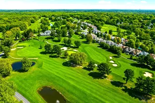 73 Redan Dr, Smithtown, NY 11787 - Photo 5