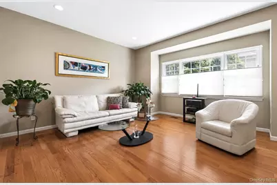 73 Redan Drive, Smithtown, NY 11787 - Photo 11