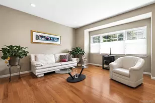 73 Redan Dr, Smithtown, NY 11787 - Photo 11