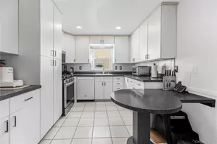 25 Jody Ln, Yonkers, NY 10701 - Photo 11