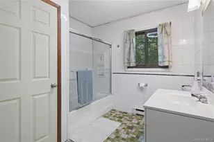 5 Picardi Ct, Wappingers Falls, NY 12590 - Photo 9