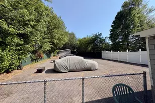 2910 Baisley Ave, Bronx, NY 10461 - Photo 21