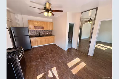 2910 Baisley Avenue, Bronx, NY 10461 - Photo 7