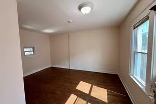 2910 Baisley Ave, Bronx, NY 10461 - Photo 9