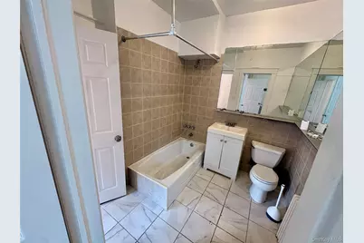 2910 Baisley Avenue, Bronx, NY 10461 - Photo 9
