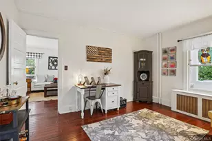 75 Chestnut Ave, Pelham, NY 10803 - Photo 13