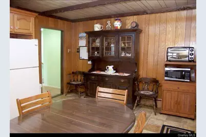 9 Inwood Avenue, Selden, NY 11784 - Photo 7
