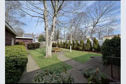 9 Inwood Avenue, Selden, NY 11784 - Photo 27