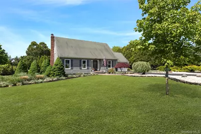 450 Maple Lane, Greenport, NY 11944 - Photo 1