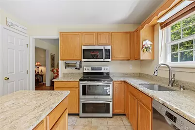 43 Ramblewood Drive, Newburgh, NY 12550 - Photo 15