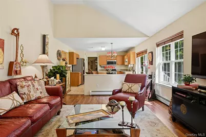 43 Ramblewood Drive, Newburgh, NY 12550 - Photo 19