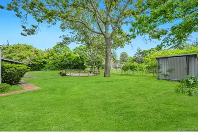 32 Chatham Woods Drive, Centereach, NY 11720 - Photo 5
