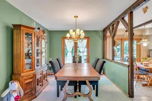 32 Chatham Woods Dr, Centereach, NY 11720 - Photo 11