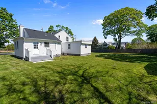7600 Main Rd, East Marion, NY 11939 - Photo 21