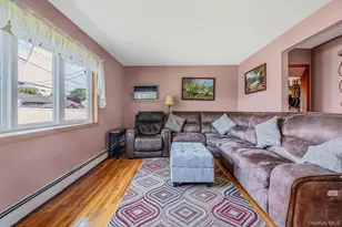 11 Windsor St, Islip, NY 11751 - Photo 11