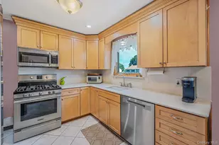 11 Windsor St, Islip, NY 11751 - Photo 15