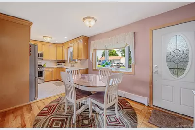 11 Windsor Street, Islip, NY 11751 - Photo 13