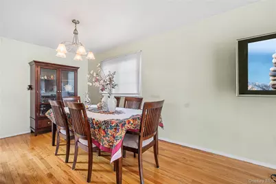 787 Vivian Court, Baldwin, NY 11510 - Photo 15