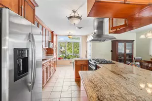 787 Vivian Ct, Baldwin, NY 11510 - Photo 17