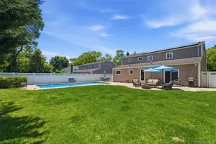 60 Tulipwood Dr, Commack, NY 11725 - Photo 29