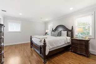 60 Tulipwood Dr, Commack, NY 11725 - Photo 23