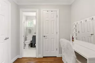 60 Tulipwood Dr, Commack, NY 11725 - Photo 25